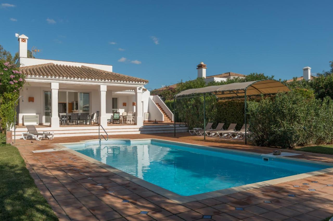 בנאלופ קסאס וייחאס Resort Villas Andalucia מראה חיצוני תמונה
