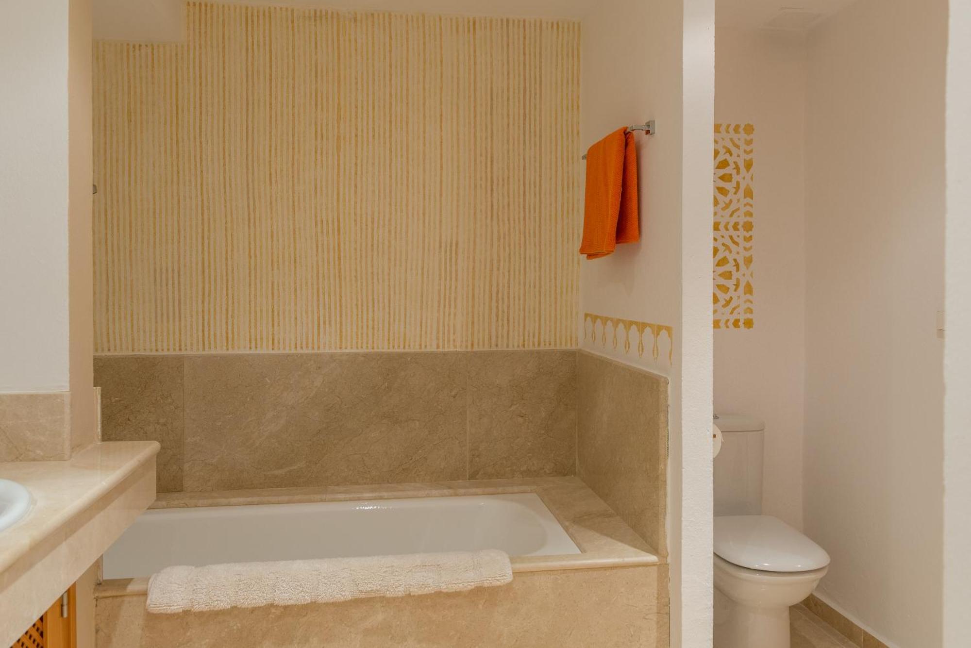 בנאלופ קסאס וייחאס Resort Villas Andalucia חדר תמונה