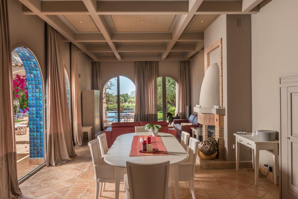 בנאלופ קסאס וייחאס Resort Villas Andalucia מראה חיצוני תמונה