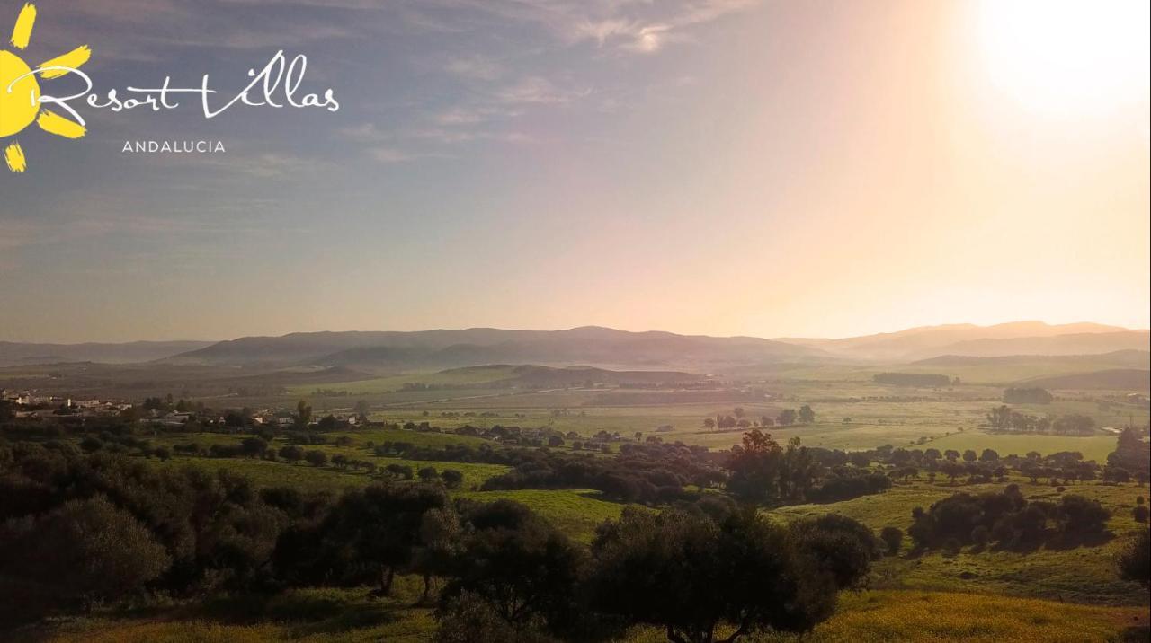 בנאלופ קסאס וייחאס Resort Villas Andalucia מראה חיצוני תמונה